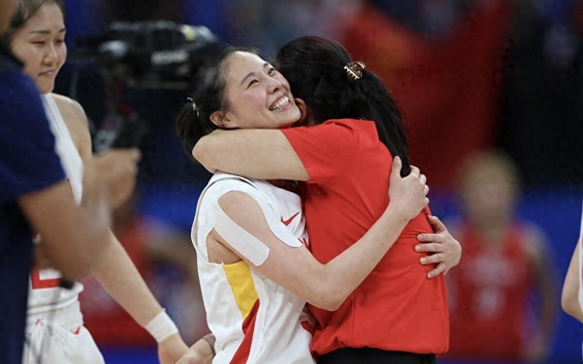 中国女篮最新比赛_最新中国女篮比赛视频_最新女篮比