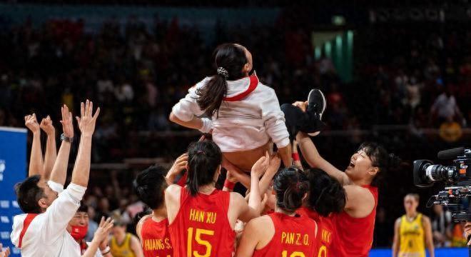 中国女篮最新比赛_最新中国女篮比赛视频_最新女篮比赛视频
