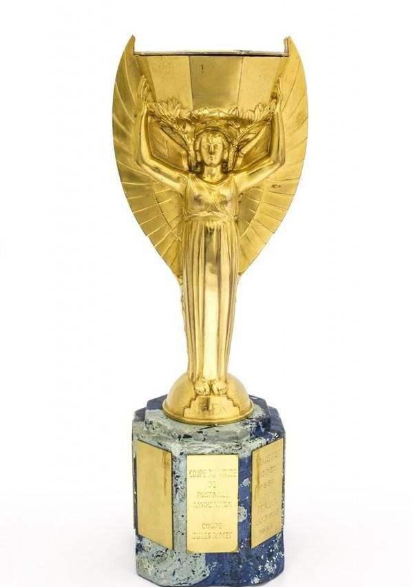 世界杯冠军奖杯叫什么_世冠的奖杯