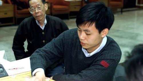 第六届“银荔杯”赛红方是香港棋王