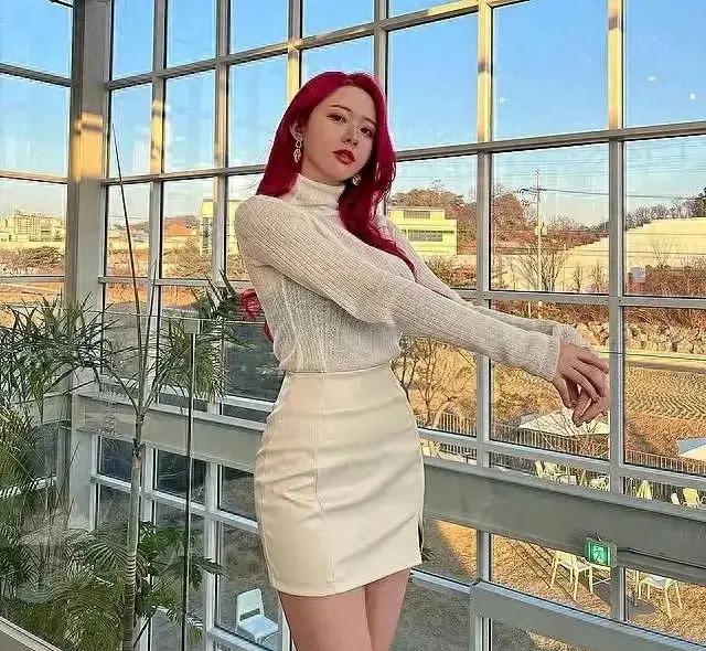 明星美女写真：写真美女明星照片